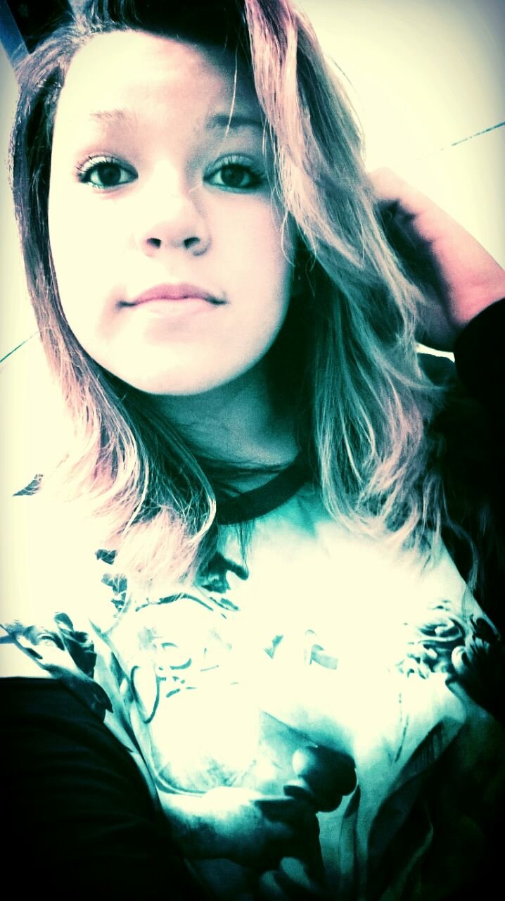 camilastekhardt's profile picture. Sinta a magia no ar ...