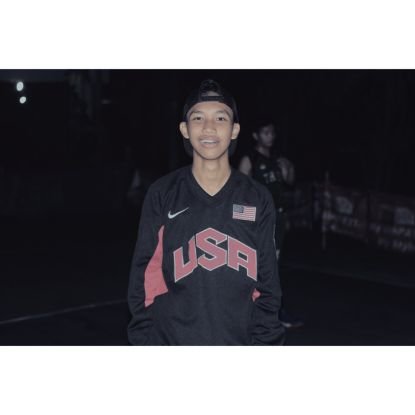 Ngetwet apa ada nya :) Yang mau curhat boleh mention / Dm aj ;) | 7D192FD5