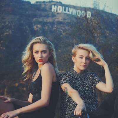 two girls blogging about their adventures! SUBSCRIBE - http://t.co/f3wELkzvRQ Vagablondesblog@gmail.com