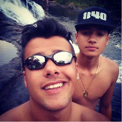 Hoje eu planto amor, pra colher no dia a dia. WPP: 9409-1682