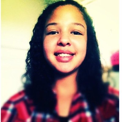 neva_graham's profile picture. 