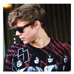 ❝love all, trust a few, do wrong to none ❞