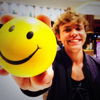 Twitter profile picture for @error5SOS