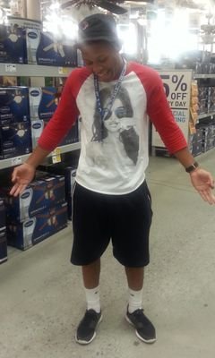 _jaydudat_'s profile picture. J.F.O.E #AlwaysPaid #TeamLightSkinn. Basically you follow me and ill follow back.