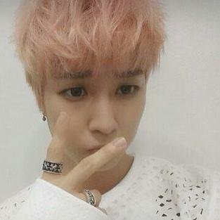 Niel es mío |JR | Puffy | Papi Aron | Todo Crush ♡ | @sh_seong Mí lindo y hermoso Onii-Chan siempre te adorare ~ ♥ 25/07 ♥  ♡  |http://t.co/Hu3aC7YbzH