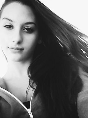 Hey guys I`m Shania I`m a girl who loves fashion I`m also an artist maybe I`m not good like Leonardo Davinci or any other artist but that's ok.