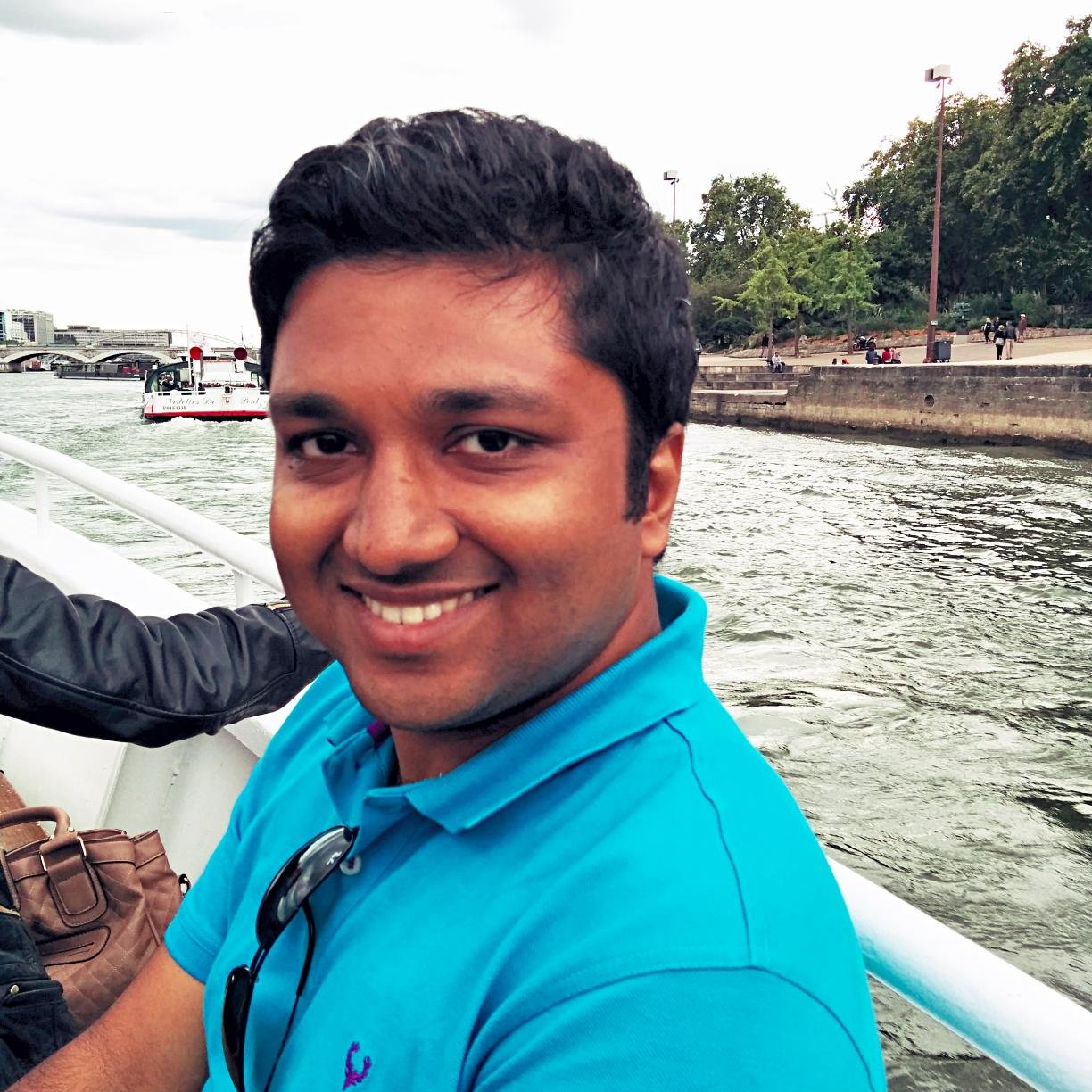 Part time quizzer, full time glutton, #IIM L alum, marketer at #OLX. Passionate about #Marketing #Technology #Travel and #Entrpreneurship