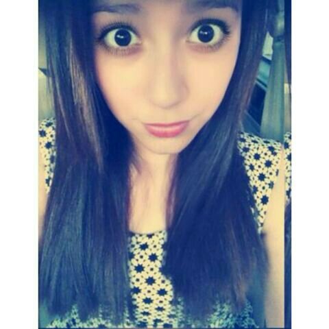 Belieber Forever, Smiler♥! Sotelover 
Super fan de Ema  Madeleny 
Fan de Mc aese, 
Amo el rap y a C-Kan