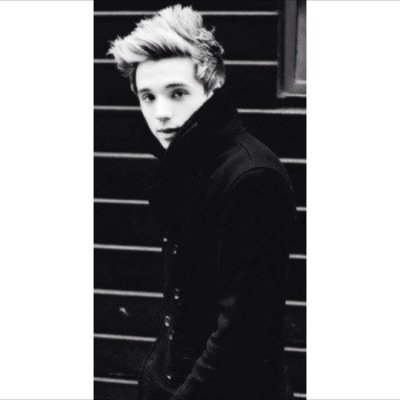 mcveyftfox's profile picture. 