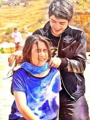 Fanbase of @alysyarief @aliando26 || Followed by @yhiyie23__ @aliando26 || MnG Aliando Bogor 6 Desember 2014 || Cp : 089672162112 (7EB84888) @Ivana_Reyhan