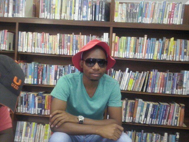 teddyngwenya's profile picture. cool stuff