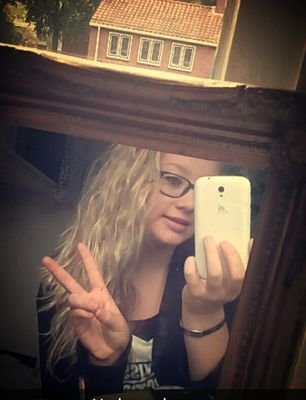 kely2000x's profile picture. 