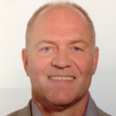 Masterswimmer and politically interested