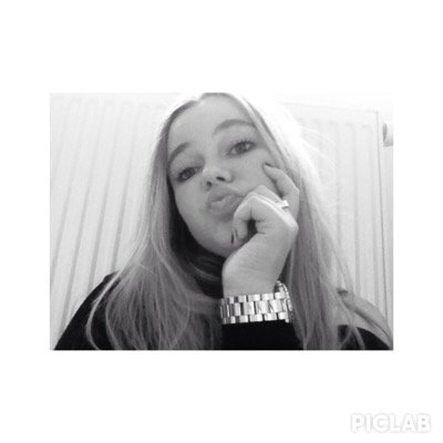 schatje,i love you so. je bent me sis en ik wil je nooit meer kwijt. nooit echte downs gehad, alleen maar ups.bk Elle