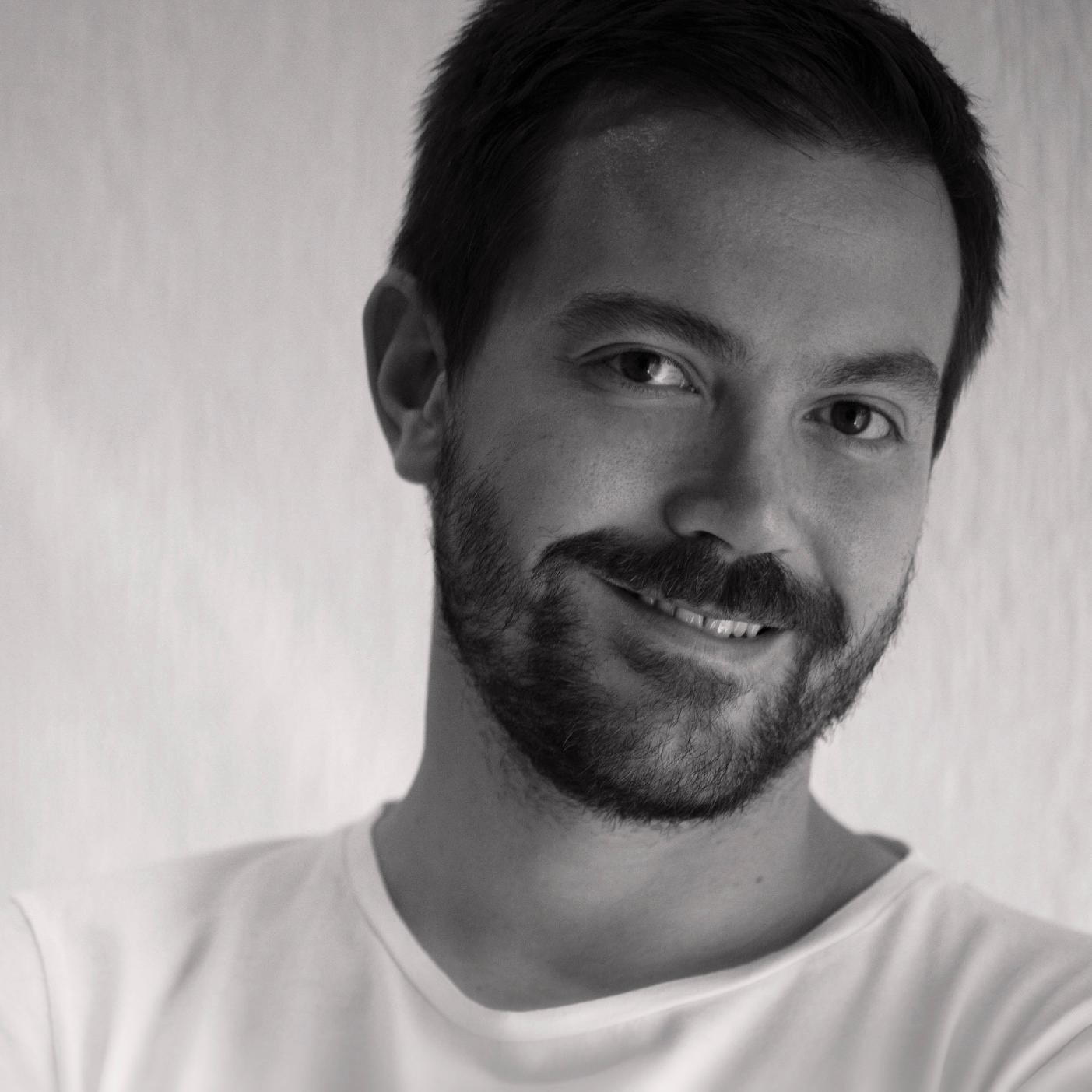 Digital strategist. Design Thinker. Simplicity lover.