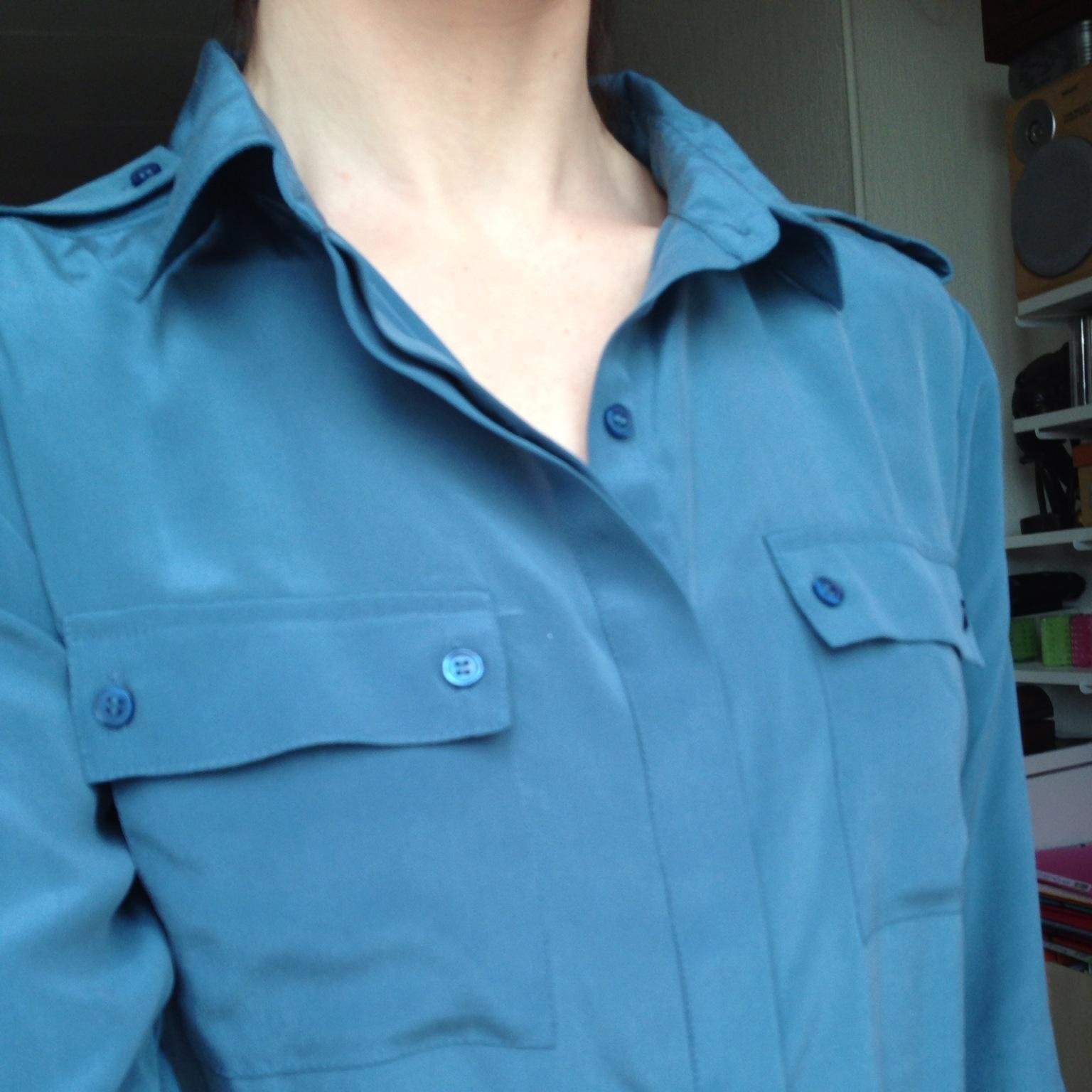 J'arrive.
Oui : #grande #nue #fatiguée
Non : #souple