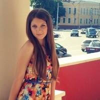 Гинеколог #практикую ...предпочитаю # Татуировки, пирсинг .  Татуировки, пирсинг : Цветоводство ;