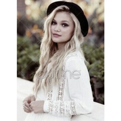 Ayee Im Liv xD ||Actress||Singer||Rapunzel||I laugh too much/loud xD Give me a teddy bear,i'll love you forever xD ♥