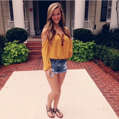 Raised in Oklahoma : UTSA class of 2017 : Half White Half Spanishhh
