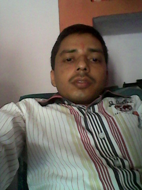 एक शिक्षक, जो सत्य, अहिंसा और अनुशासन में विश्वास रखता है