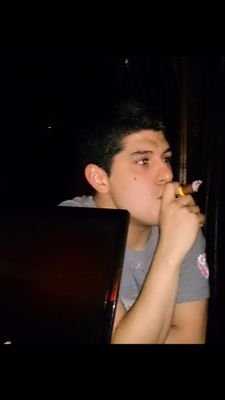 leaparedes87's profile picture. El rojo es mi pasión locura de mi corazón...