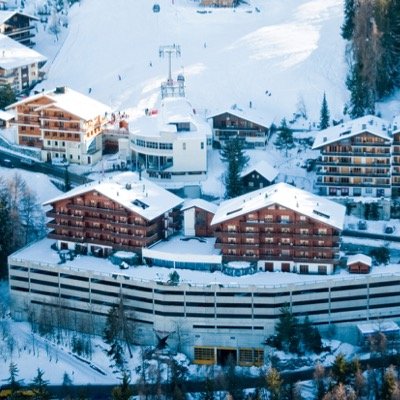 4-Star accomodation in the heart of the Four Valleys ski area