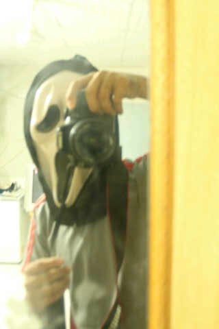 slim_emo's profile picture. I'm always thankful whatever happen with me :)