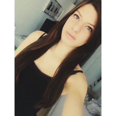 Cinzia | sixteen | swiss/italian