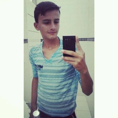 Prefiiro Ser Odiado Pelo Que Sou Do Que Ser Amado Pelo Que Não Sou