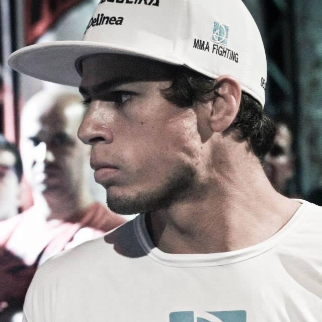 Atleta Profissional da empresa @TeamNogueiraRio
Invicto no MMA,colecionador de títulos nacionais e internacionais de Jiu-Jitsu
A Ele seja dada a Glória.