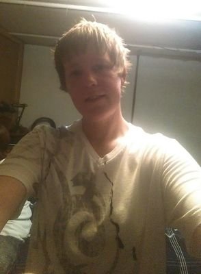 NicoleKinder7's profile picture. 