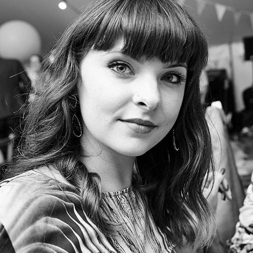 FASHION AND STILLS PHOTOGRAPHER- E17