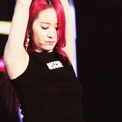 21+ . wgl w/ baexxie