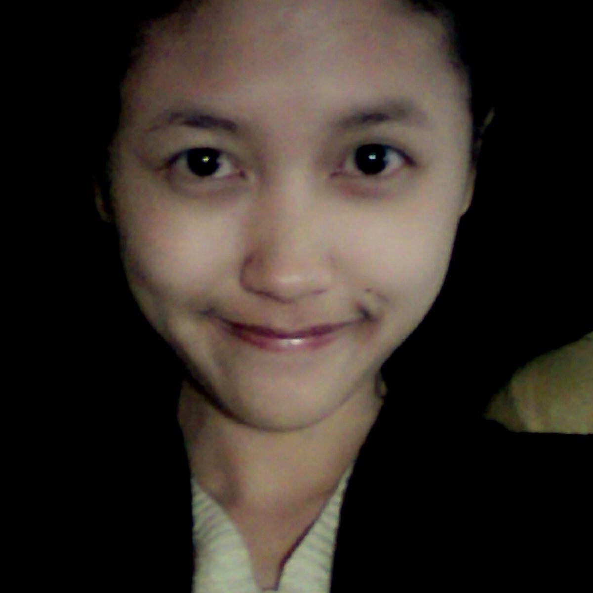 deskaafn's profile picture. Happy , Free , Young