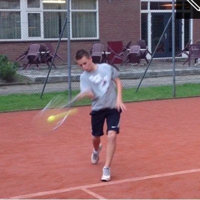 Thomas a kempis/tennis/ajax3/ ps3 naam: leonG2000/