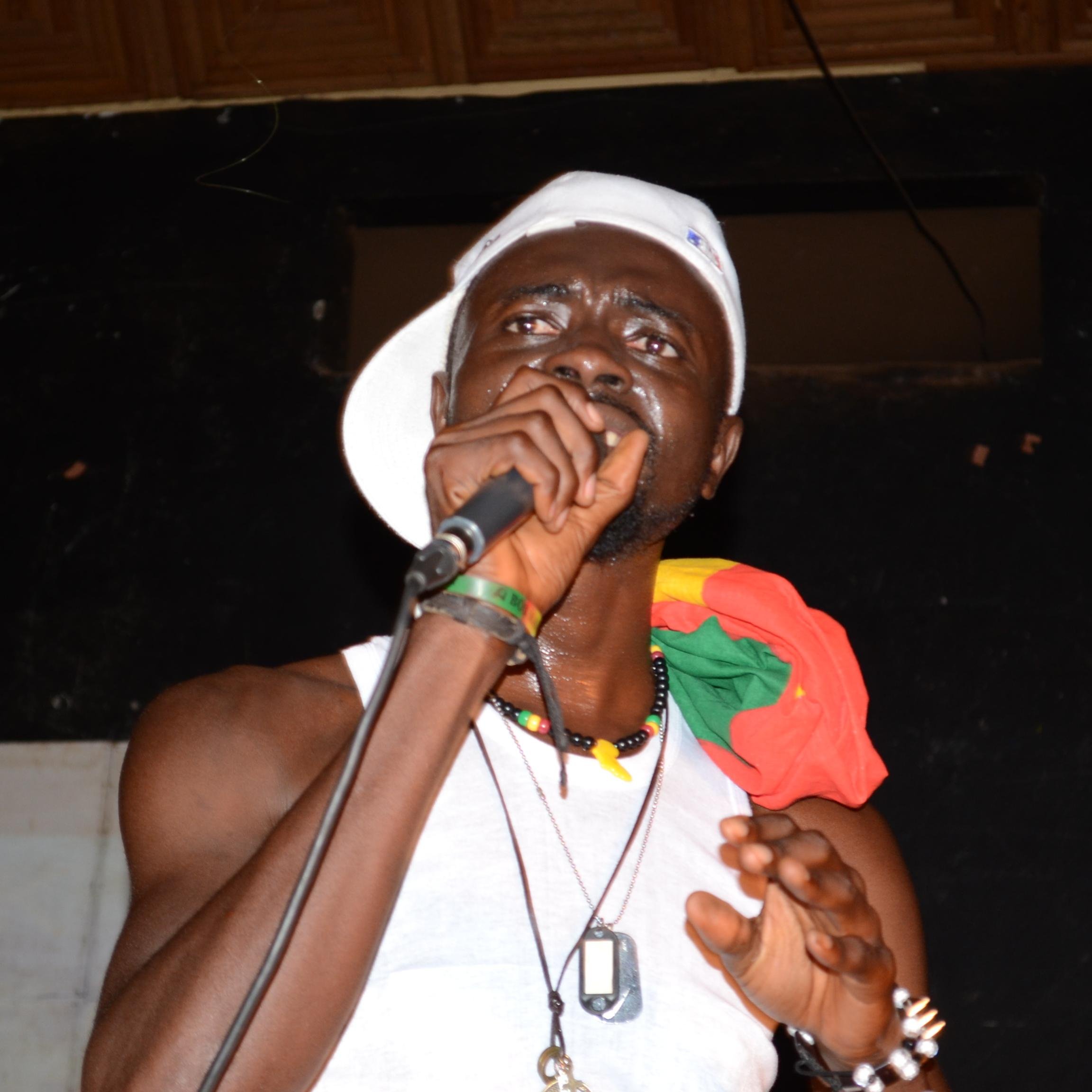 Cameroonian_rapper ||self_made entrepreneur ||wasap:0023775063974 ||Soundcloud :Mobami||Youtube :Mobami officiel 
Email:Ymelefranklin@gmail.com