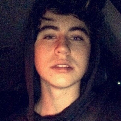 follow @regaldallas since i gave you a free follow it means alottt thank you