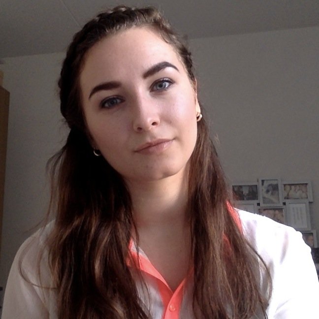 21 y/old, Master's degree in Multilingual Professional Communication, loves all things fandom