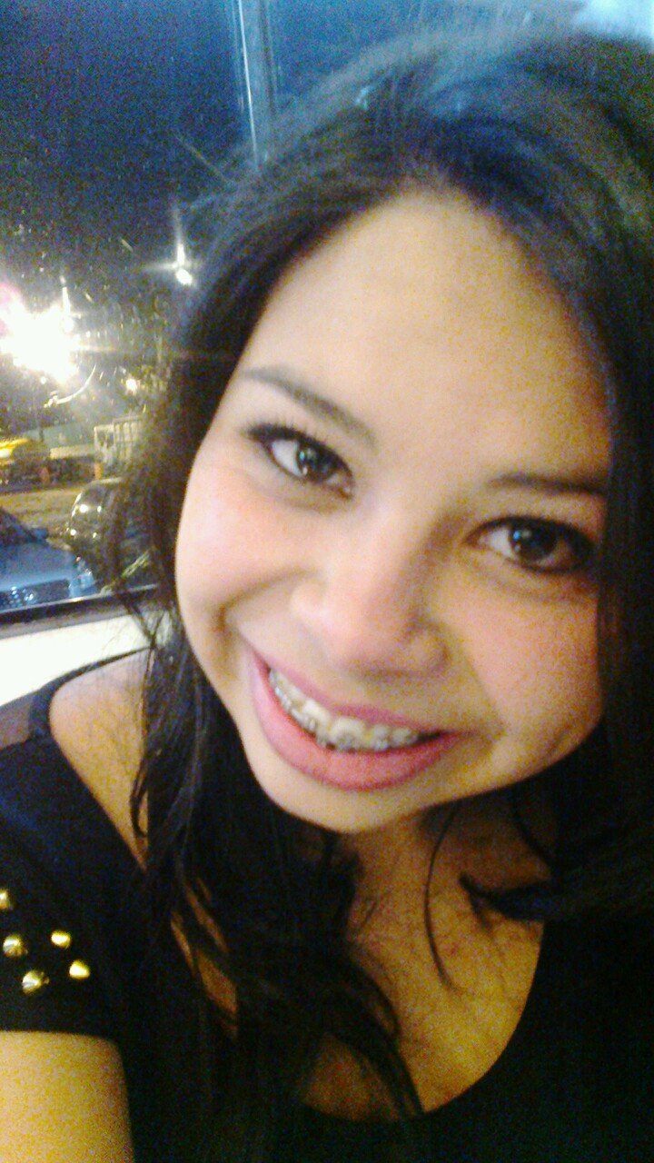 #FéNoPaiQueOInimigoCai - 18, Professora, Gaúcha