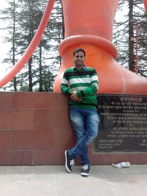 http://t.co/NGspP1NfxA ECE from LPU Jalandhar Punjab, Hometown is