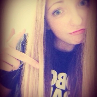 kenzann01's profile picture. ~stay weird~