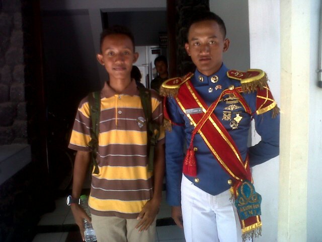 Tuhan... Jadikan aku pribadi yang sukses dan bermanfaat bagi sesamaku. Amin.