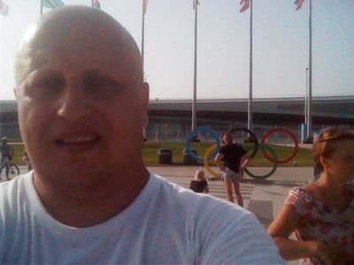 popoviy1's profile picture. Живу