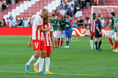 Nuevo twitter para fans de la UDAlmeria / Poco a Poco conseguiremos , mas seguidores .
