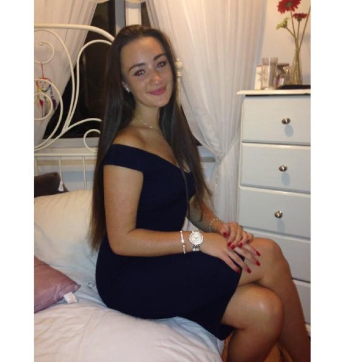 KewleyAlicia's profile picture. 01515