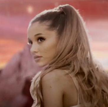 NIE JESTEM NOWA  Ariana is my princess, bands is my addiction