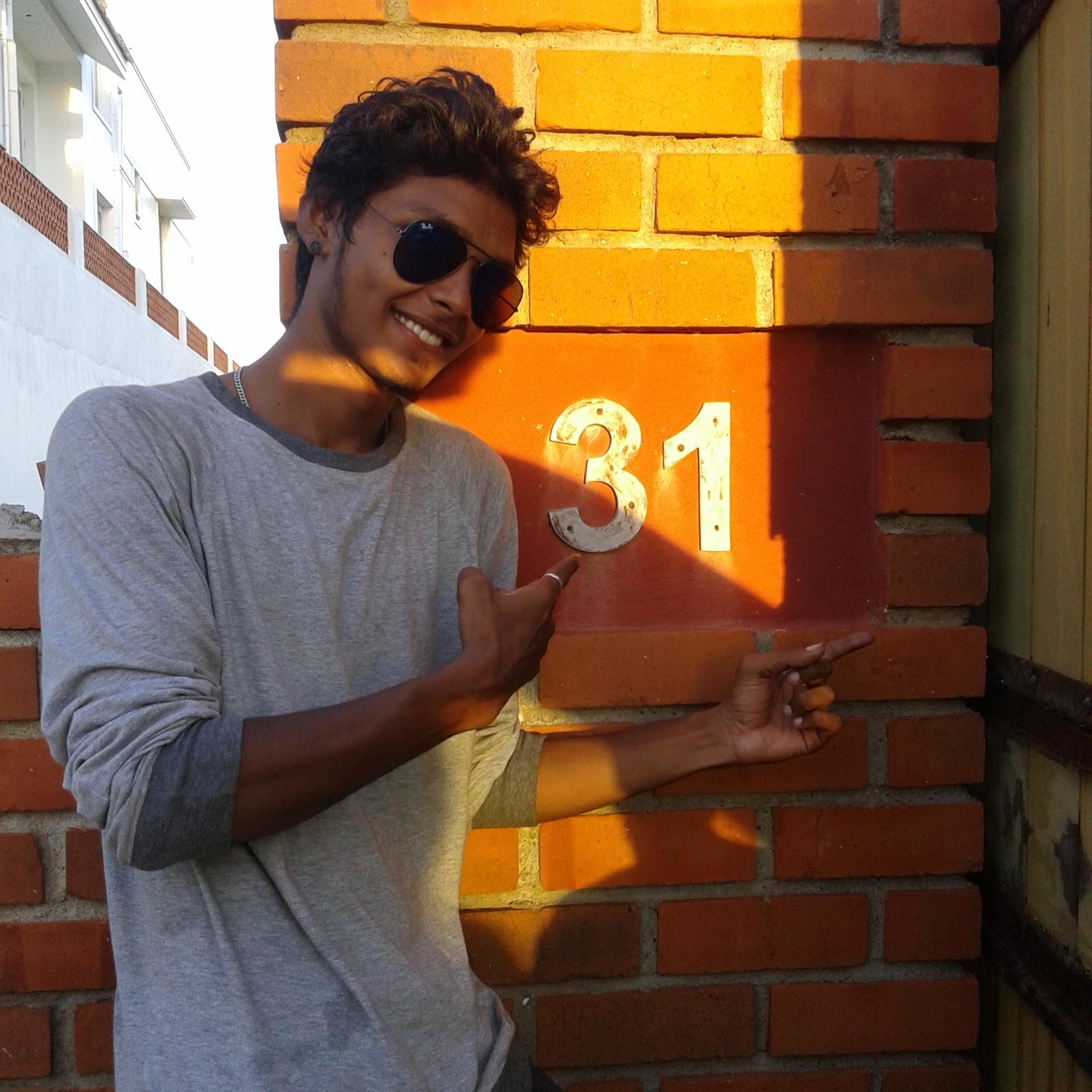 rocking_rascal's profile picture. Trying to stretch on myself and will do it until I claim   instagram: rockingrascal