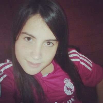 96. De las que cuando quieren algo, lo quieren de verdad.
Intentando sonreír a la vida. ||Chis♥|| {♡RMCF♡} http://t.co/nLt3DtP9t6
