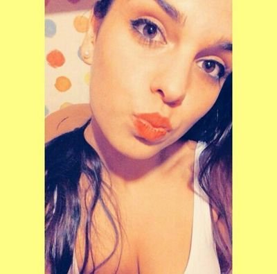 elena_caracuel's profile picture. Cansada de falsas esperanzas. No me gusta perder el tiempo ni que lo pierdan conmigo.NHA¤.