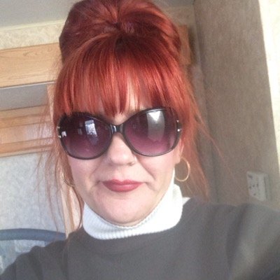 LOVE all Pittsburgh Sports teams.🖤💛🖤💛Great mom to a FABULOUS daughter.Pitbull lover. Cat lady.PRINCE 💜💜💜💜tattoos,food rescuer,#H2P💋